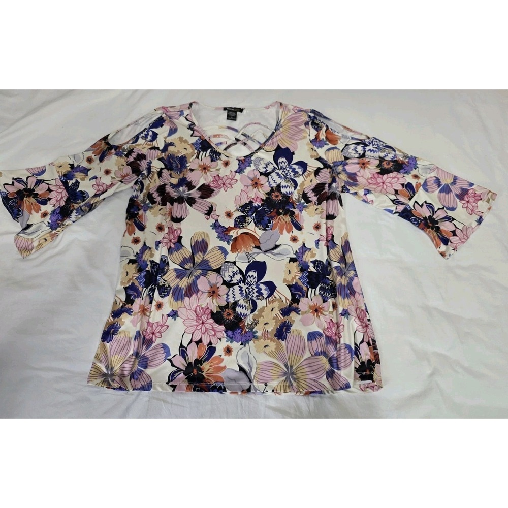 Robert‎ Louis Women's 1X Floral Blouse